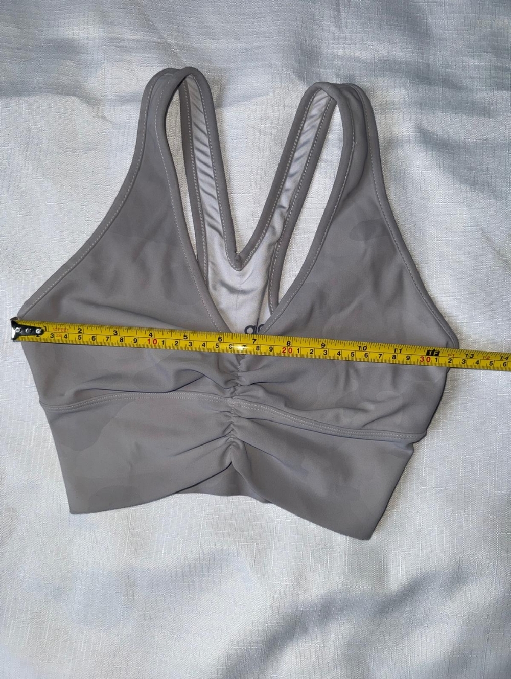 Alo Yoga Crop Top - Grey - Size XS - Excellent Condition - Picture 5 of 6